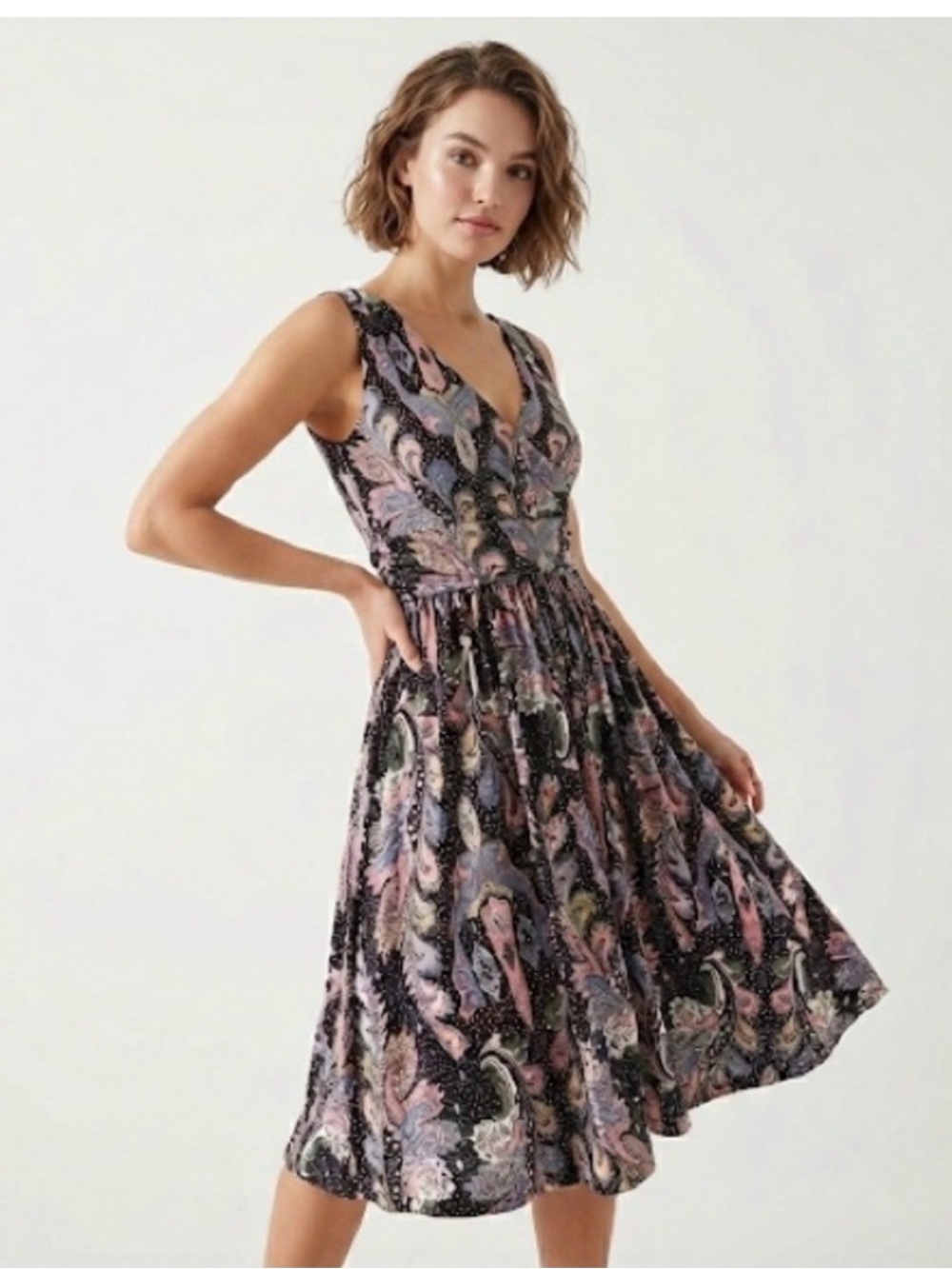 Anthropologie Sleeveless V-Neck Floral Print Paisley Midi Dress